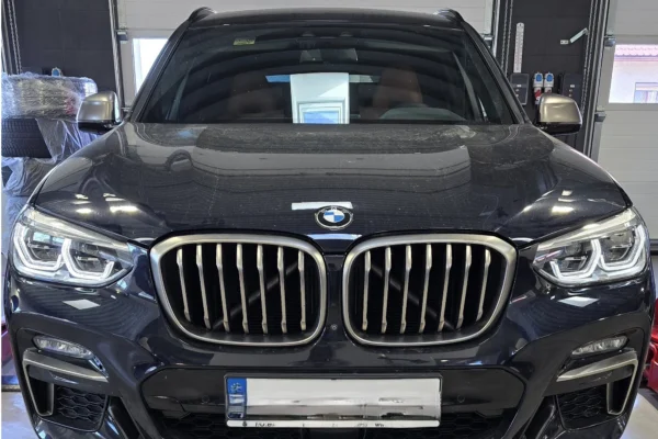 dobre-svietime-bmw-x3-1